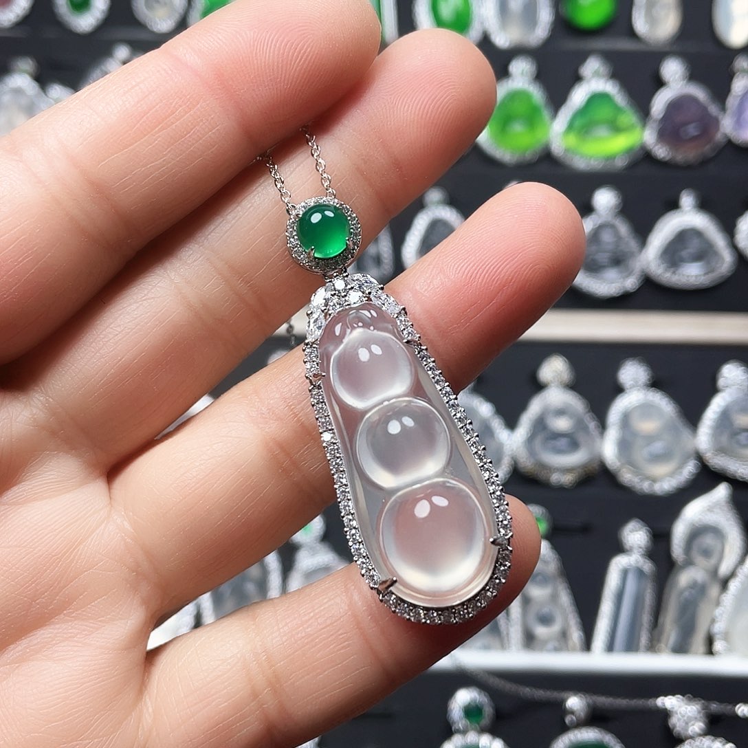 玛瑙/玉髓颈饰合金