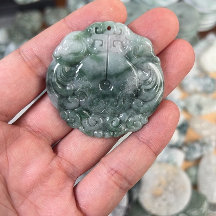 颈饰未镶嵌翡翠天然A货翡翠002