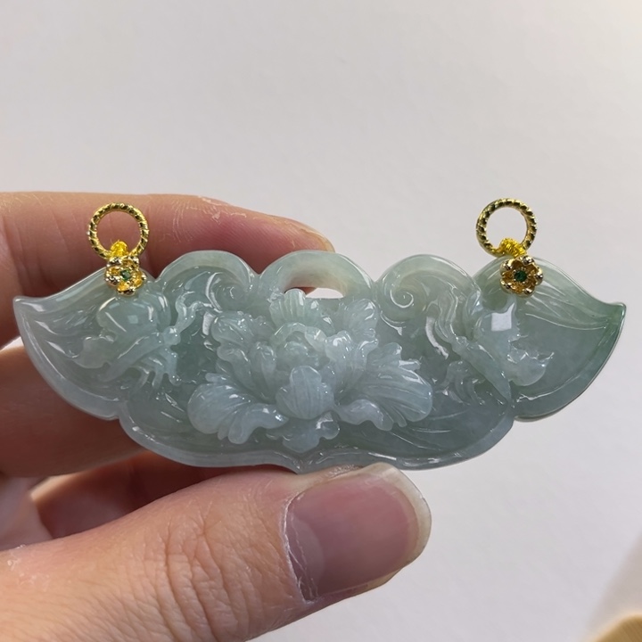 翡翠吊坠(赠链)未镶嵌代编织