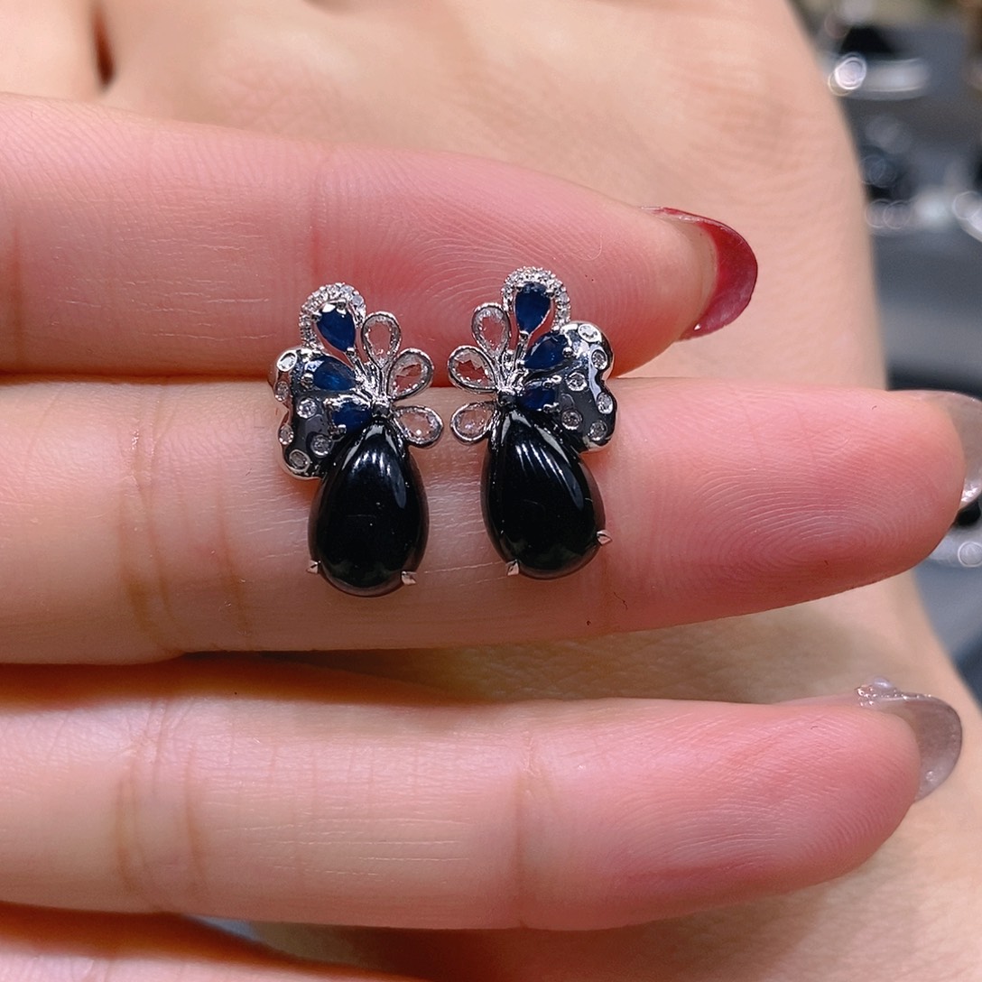 翡翠耳饰18K金镶嵌耳饰