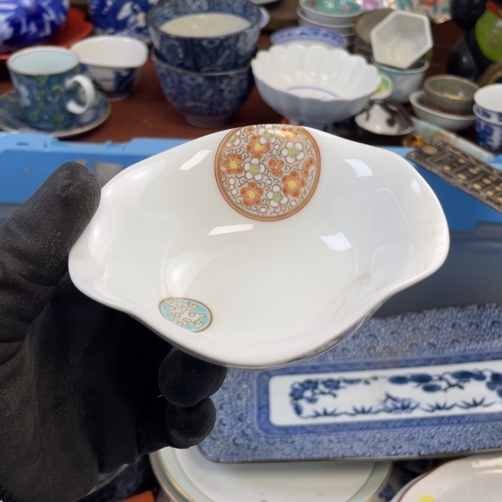 陶瓷他家瓷器真美…开播了