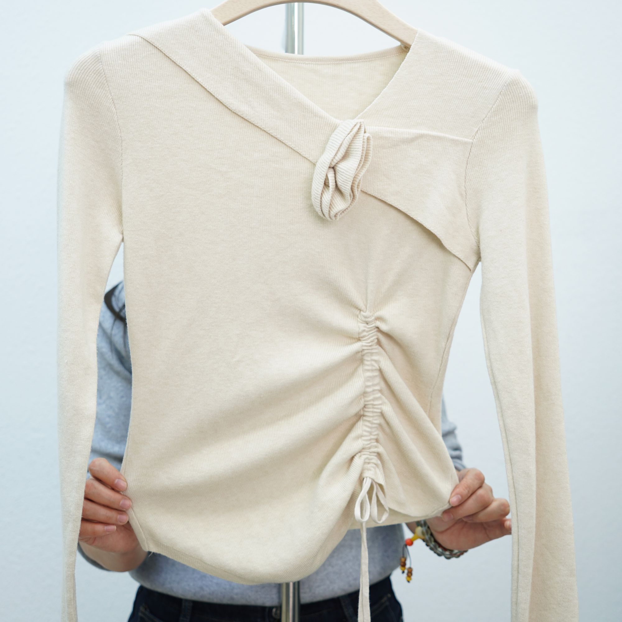 常规朋克风百搭上衣毛针织衫v领心形针织毛衣长袖