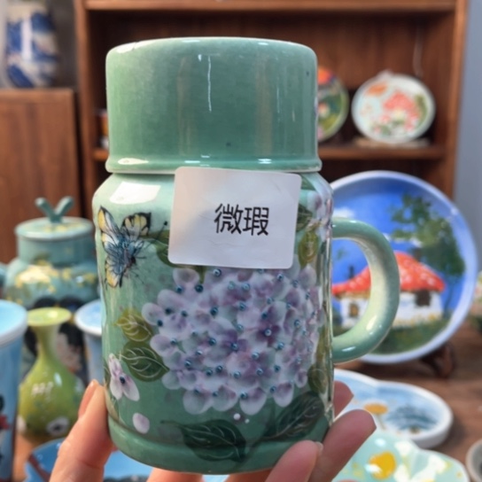 炉景德镇釉下手绘陶瓷 