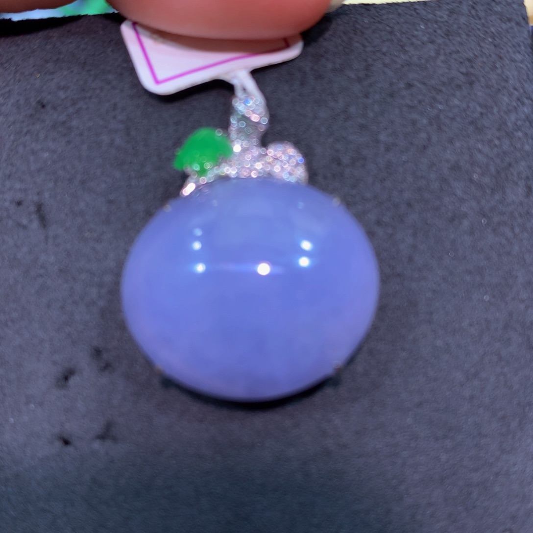 翡翠18K金镶嵌颈饰翡翠