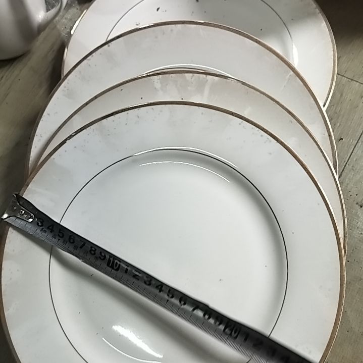 盘瓷片陶瓷杯盘壶碗都有