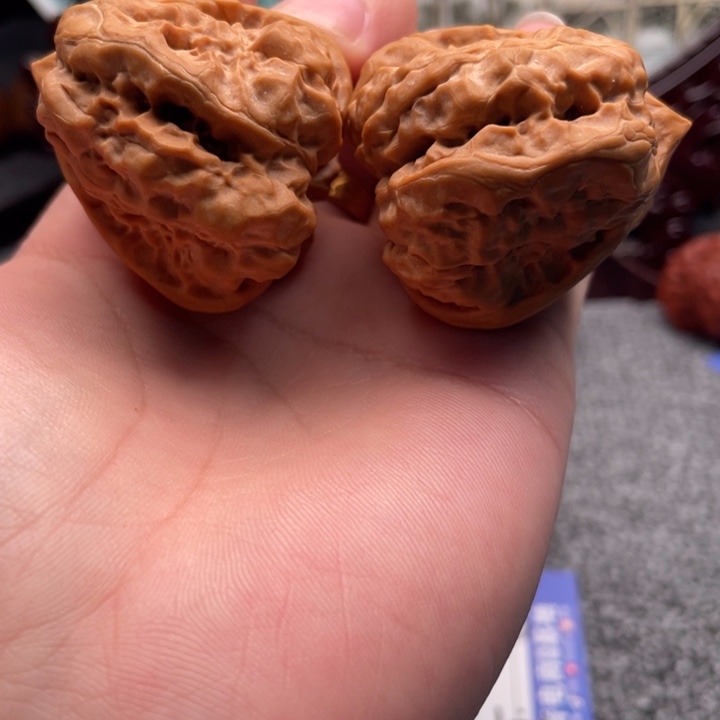p***z核桃蛤蟆头C03文玩
