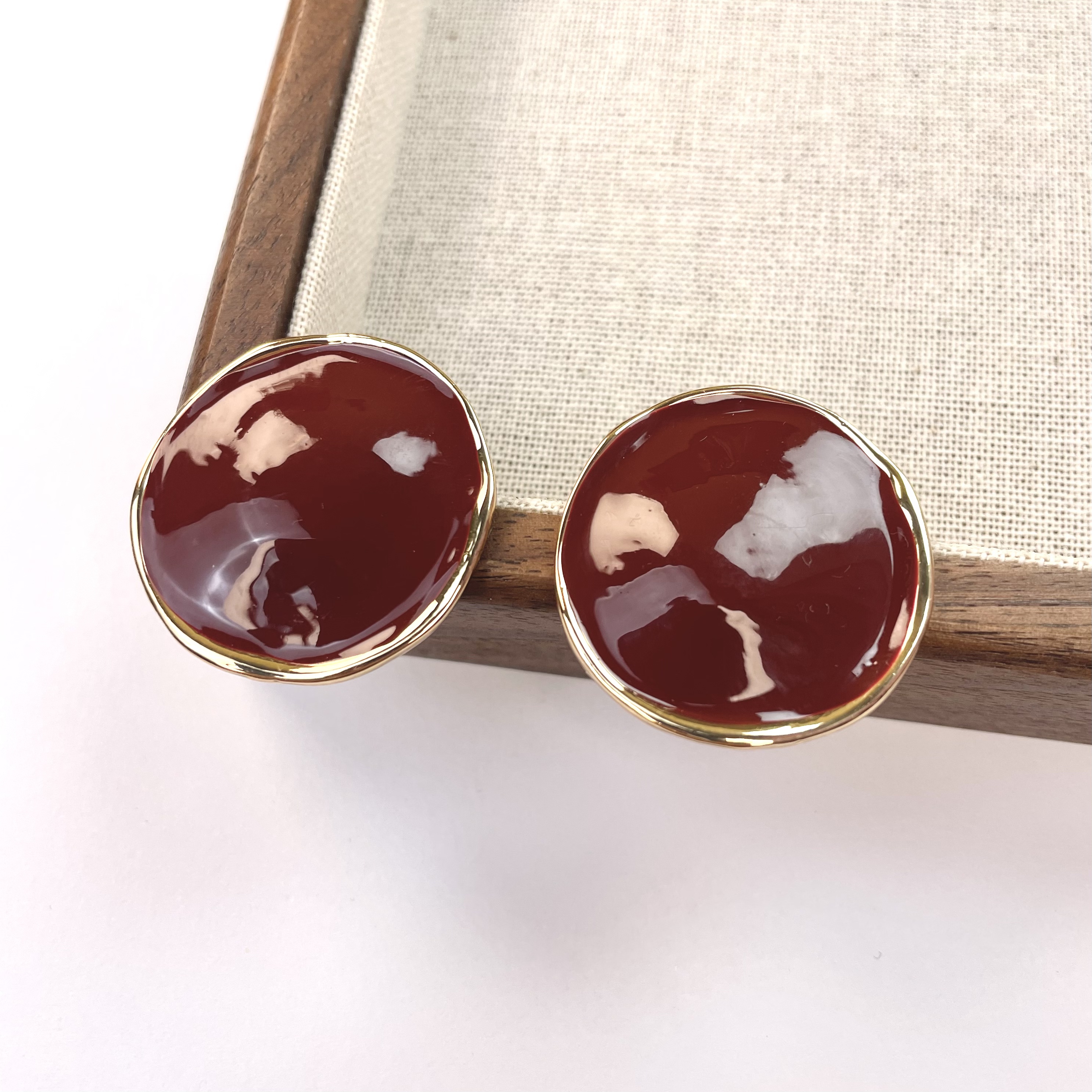 铜合金珐琅耳饰 买三送一 5038 气质轻奢复古法式红色小众耳钉