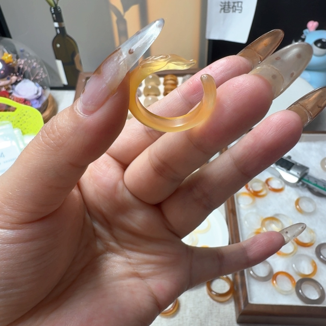 未镶嵌戒指玛瑙/玉髓 534港17
