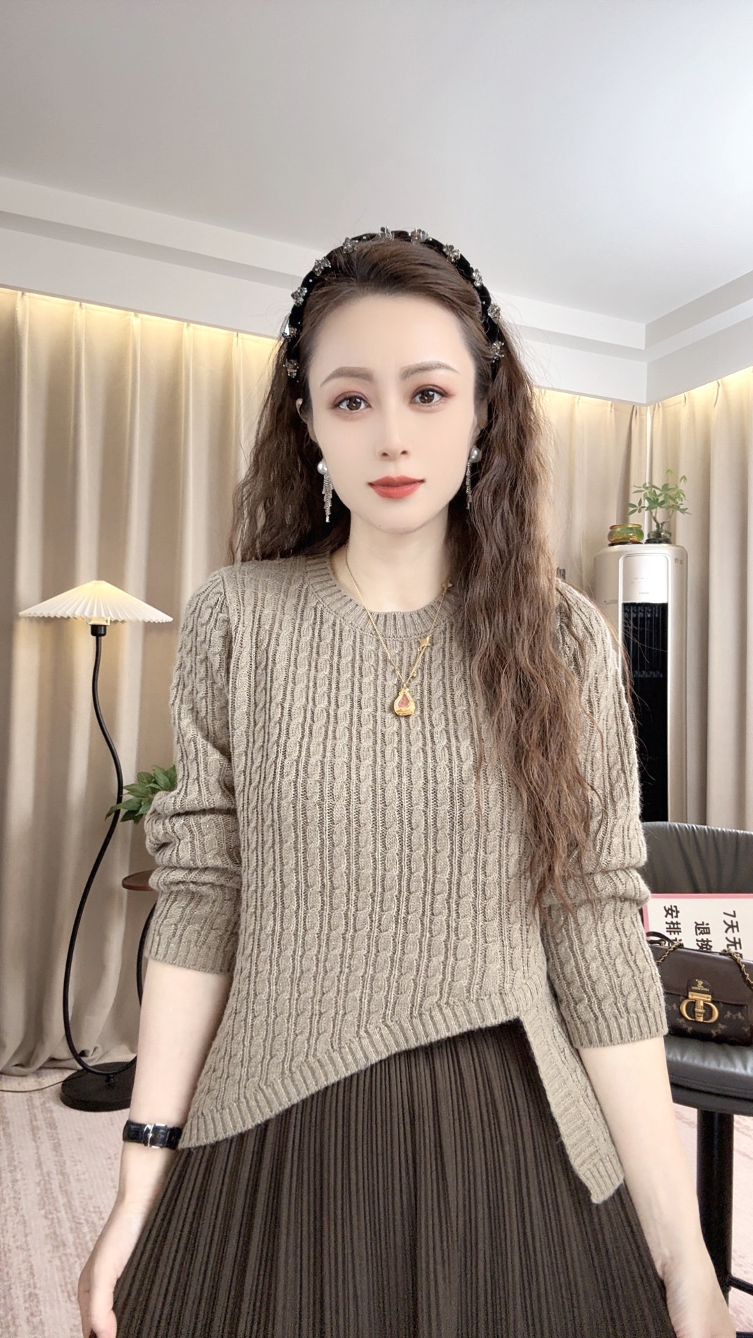 时尚针织麻花工艺百搭纯色圆领显瘦气质女针织衫