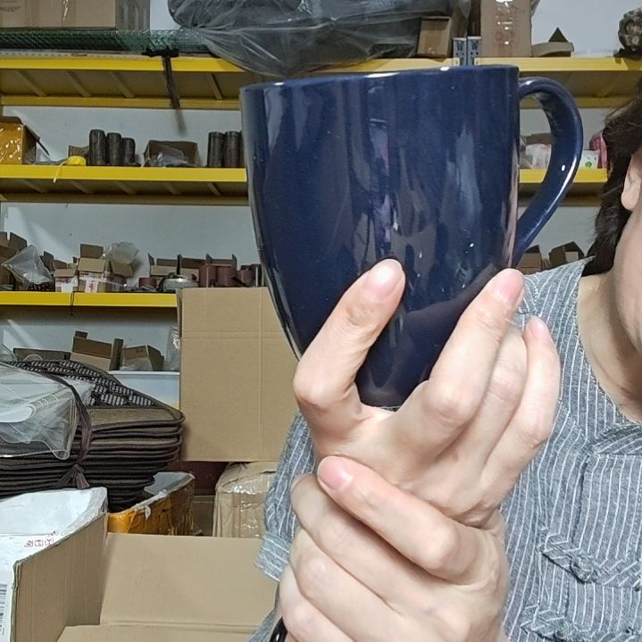 泗水砭石文化馆孔雀蓝杯子