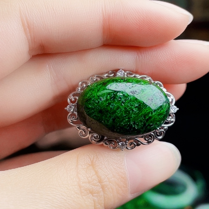 翡翠银S925镶嵌颈饰多样性