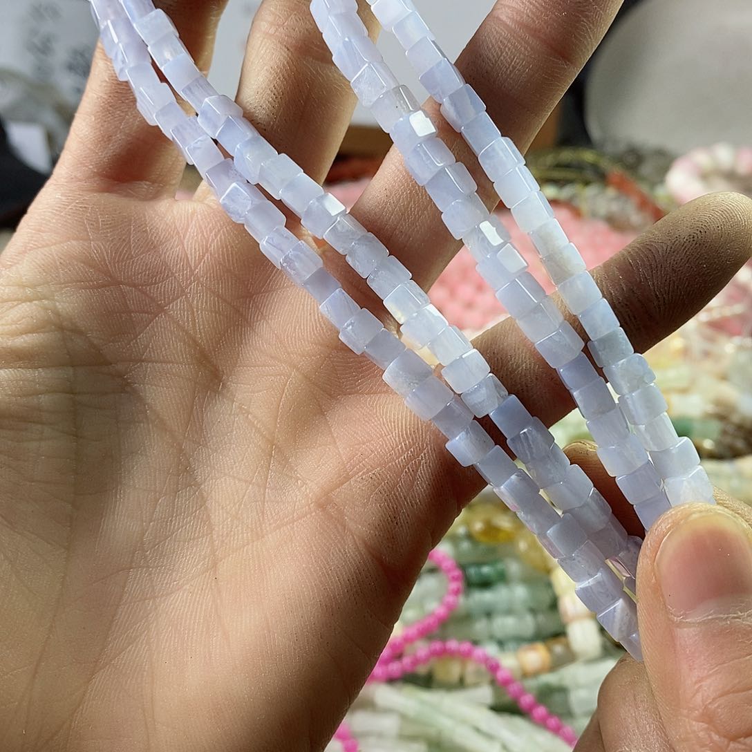玛瑙/玉髓珠宝半成品合金一条天然4.5mm蓝纹玛瑙方糖