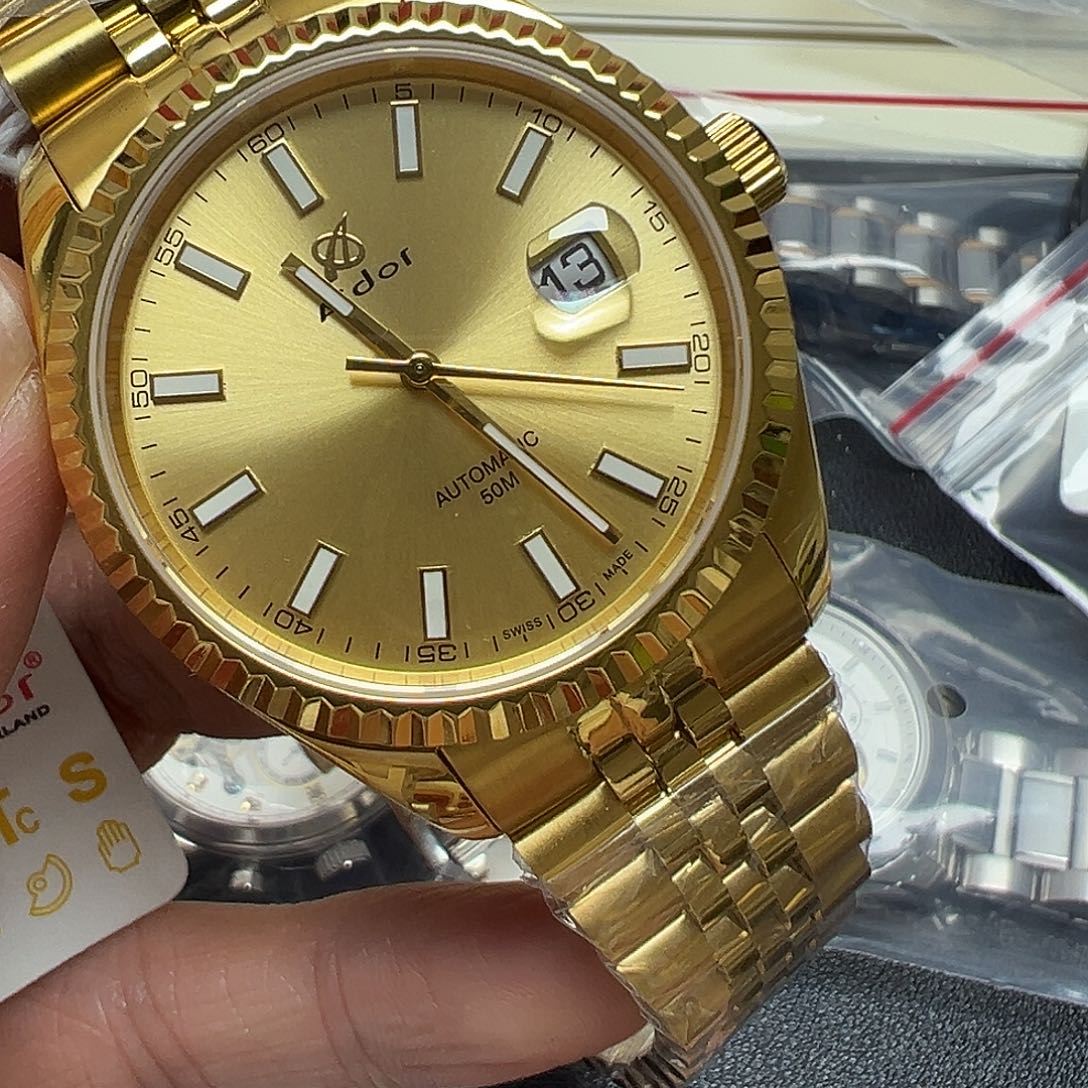 松***云孤品闪购手表一个