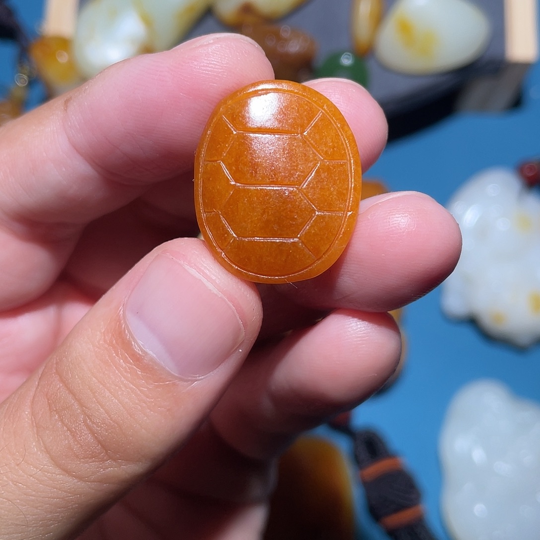 和田玉未镶嵌车挂