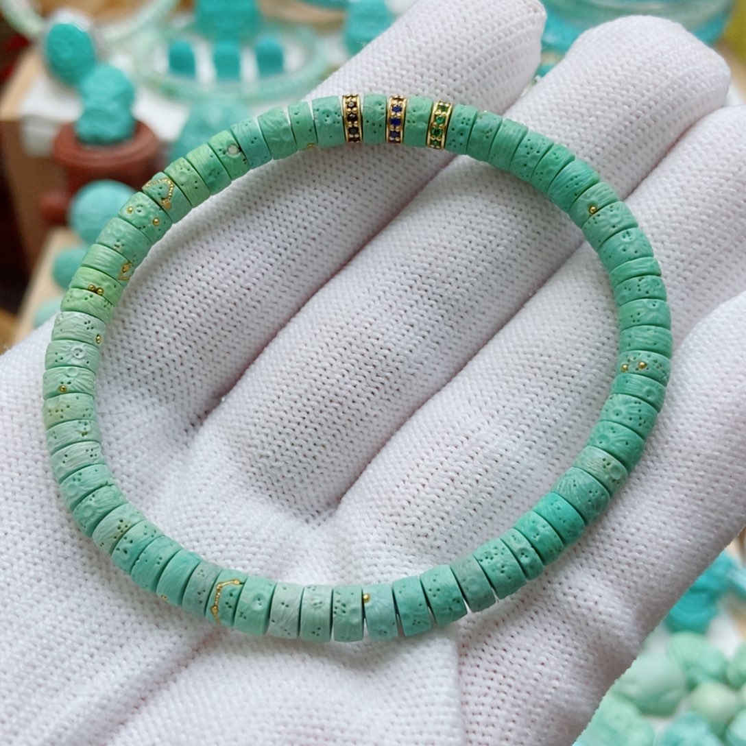 绿松石18K金镶嵌手串