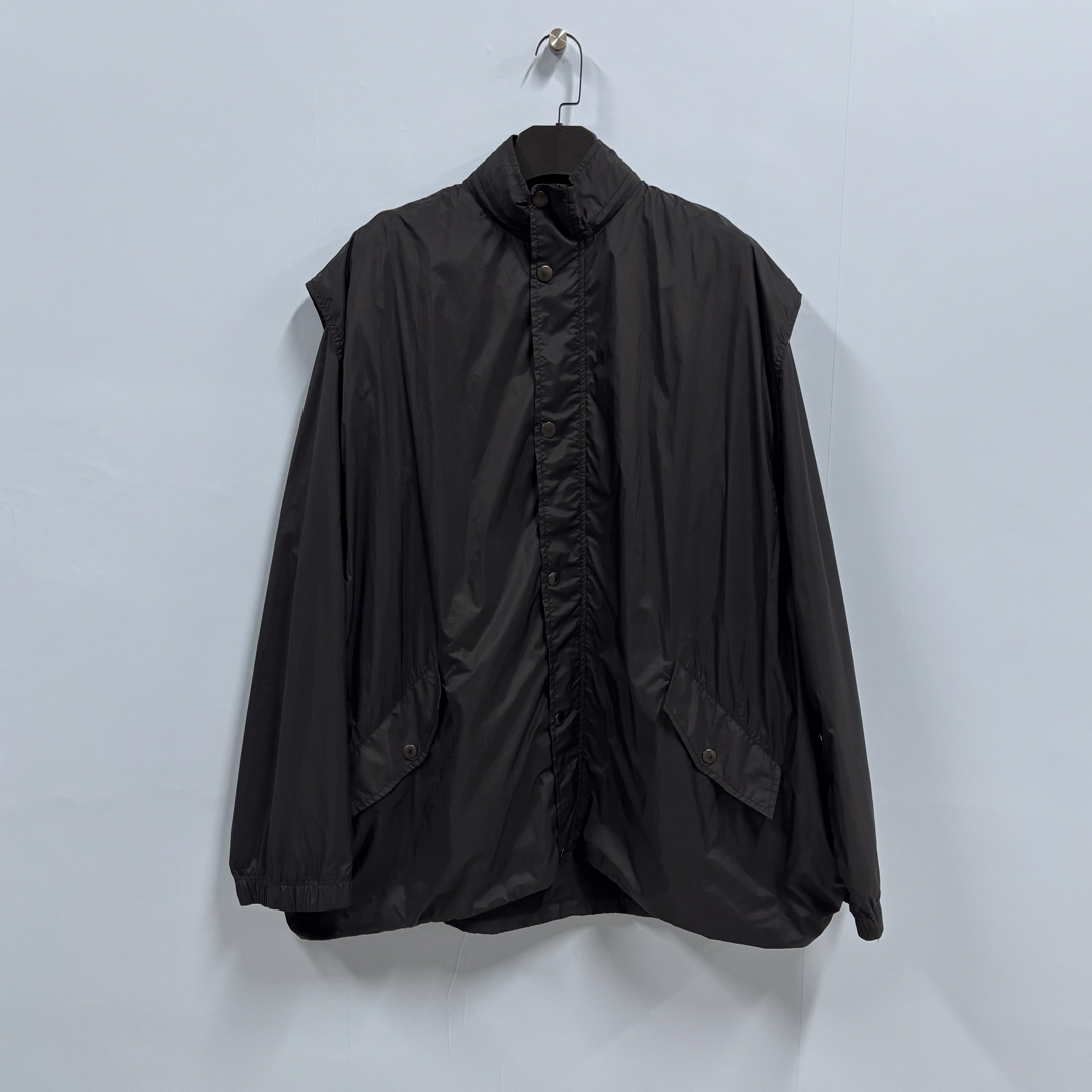 未使用 Balenciaga/巴黎世家 大廓形袖子可拆卸冲锋衣/xxs/508038