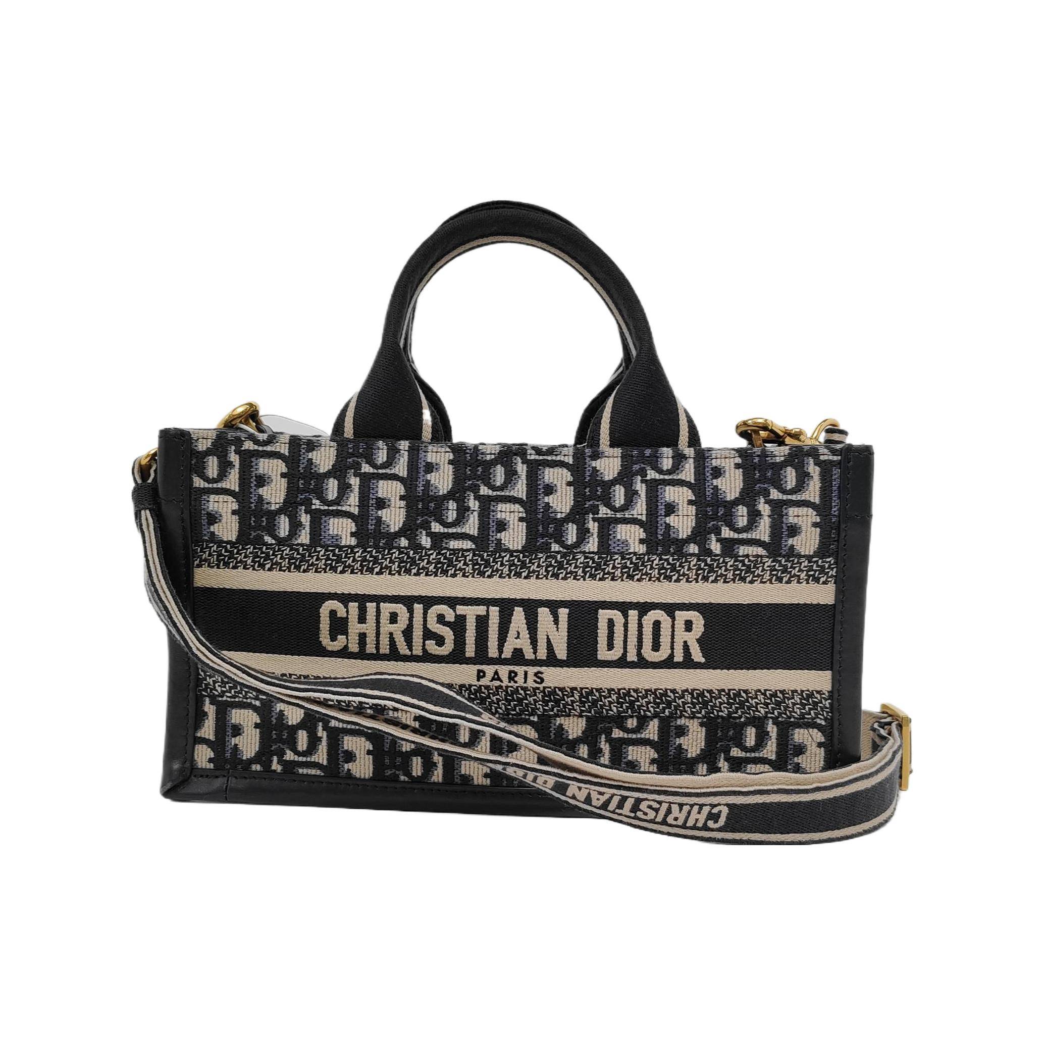 红布林/A3/迪奥/52379019/z/122700