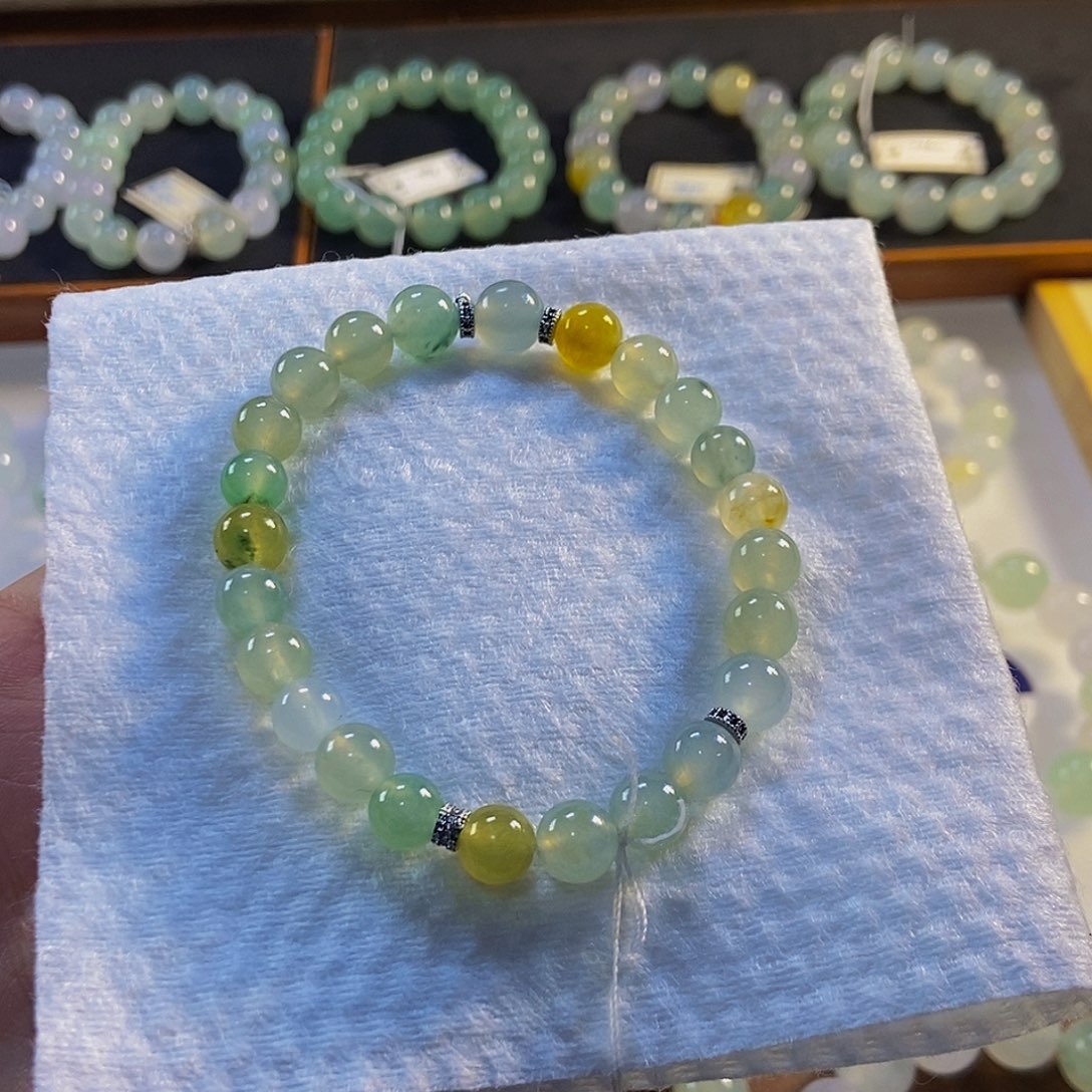 定制翡翠未镶嵌翡翠手串卡7+