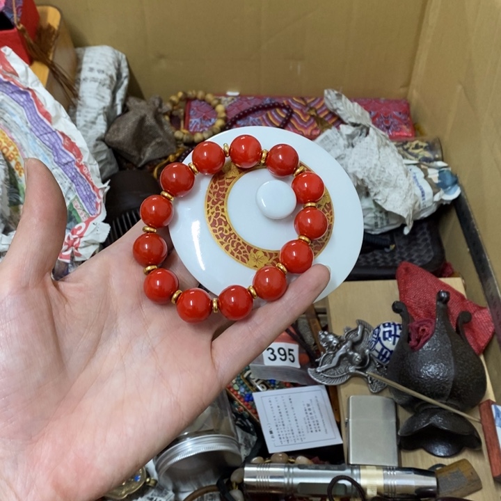 瓷片哈中古工艺品一件