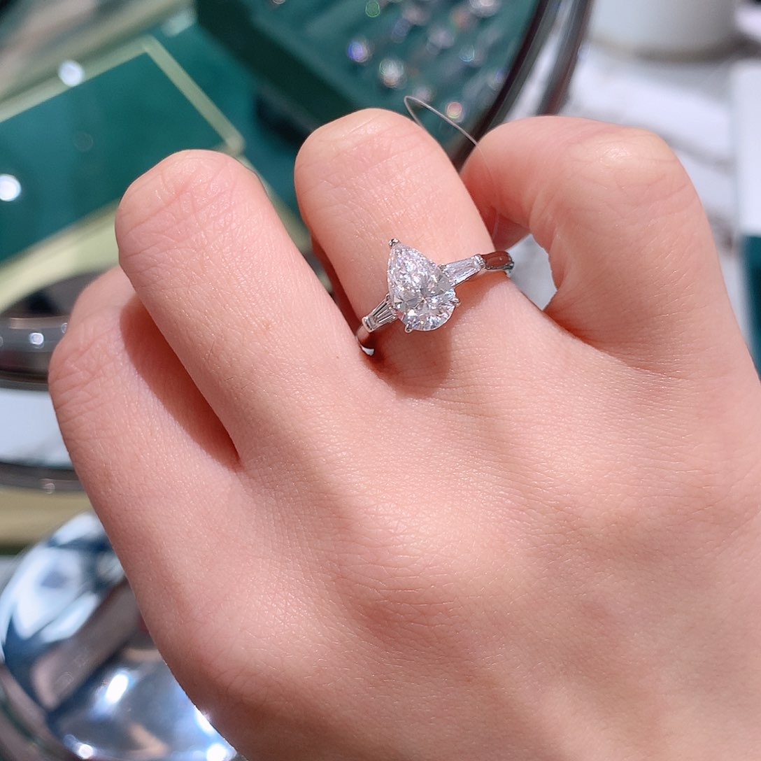 实验室培育钻石18K金镶嵌13圈