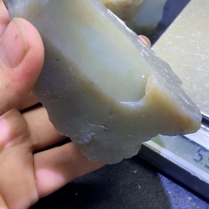 未镶嵌和田玉珠宝半成品