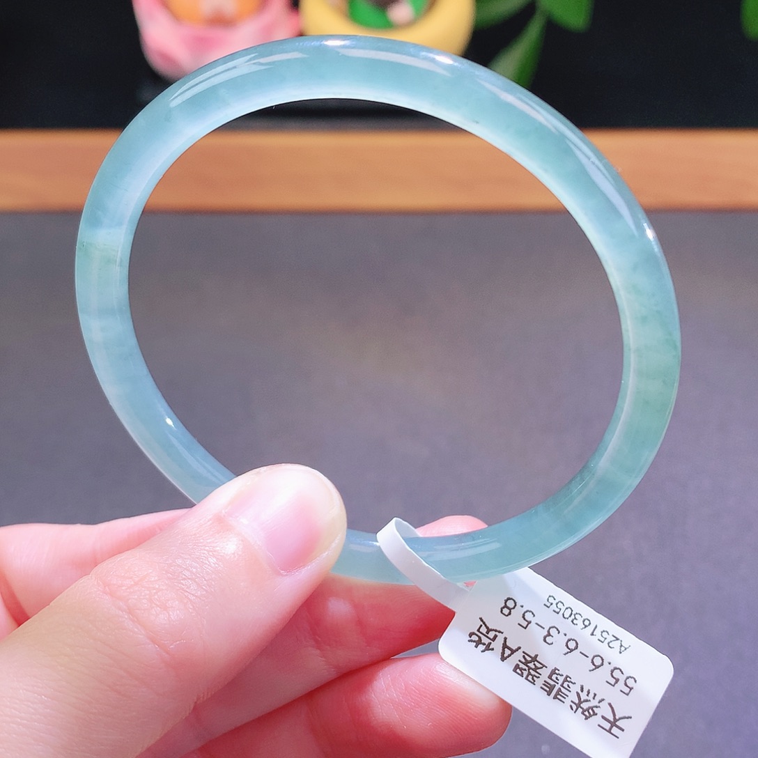 翡翠未镶嵌手镯天然翡翠