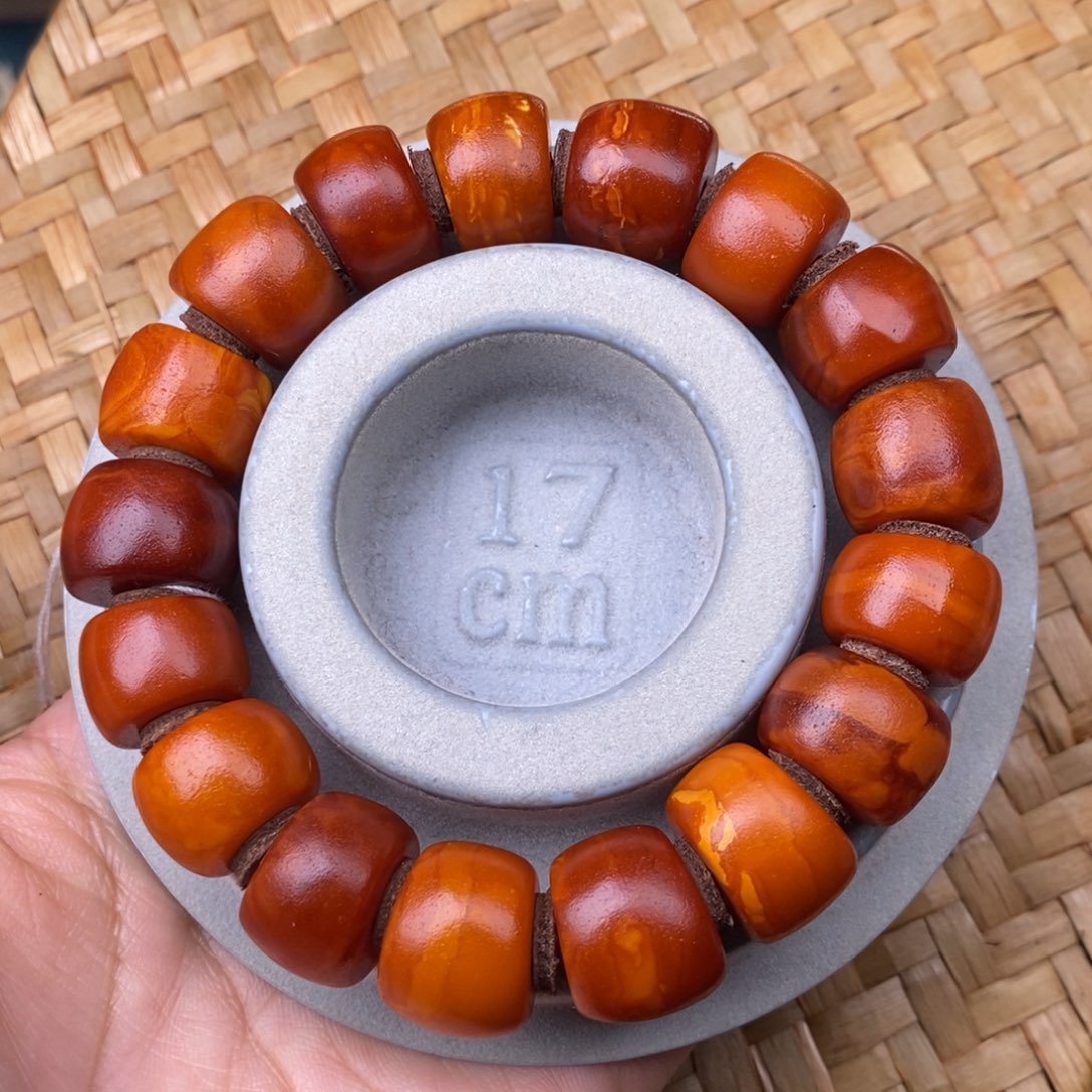 蜜蜡裸石未镶嵌蜜蜡