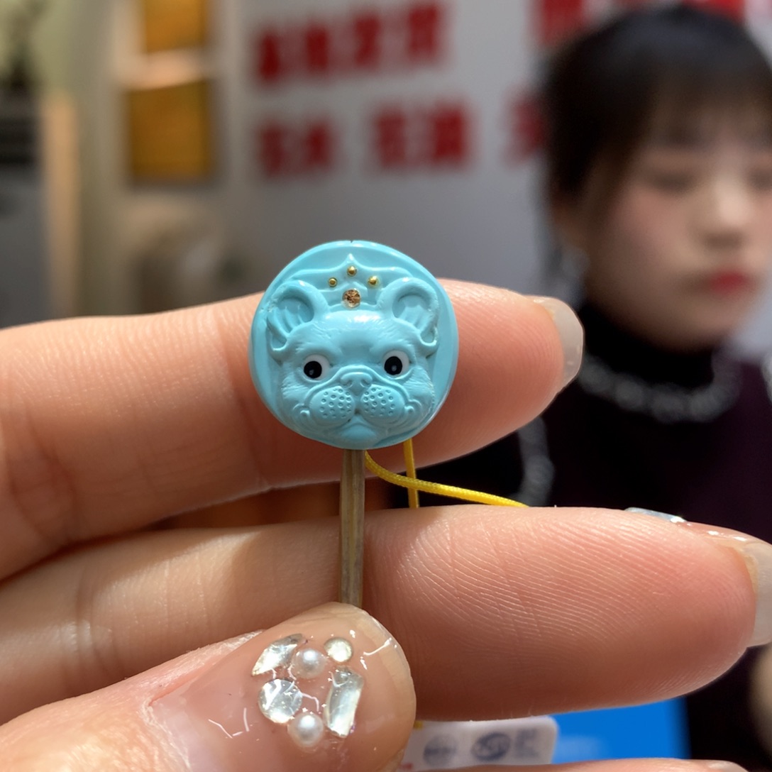 南红玛瑙配饰未镶嵌