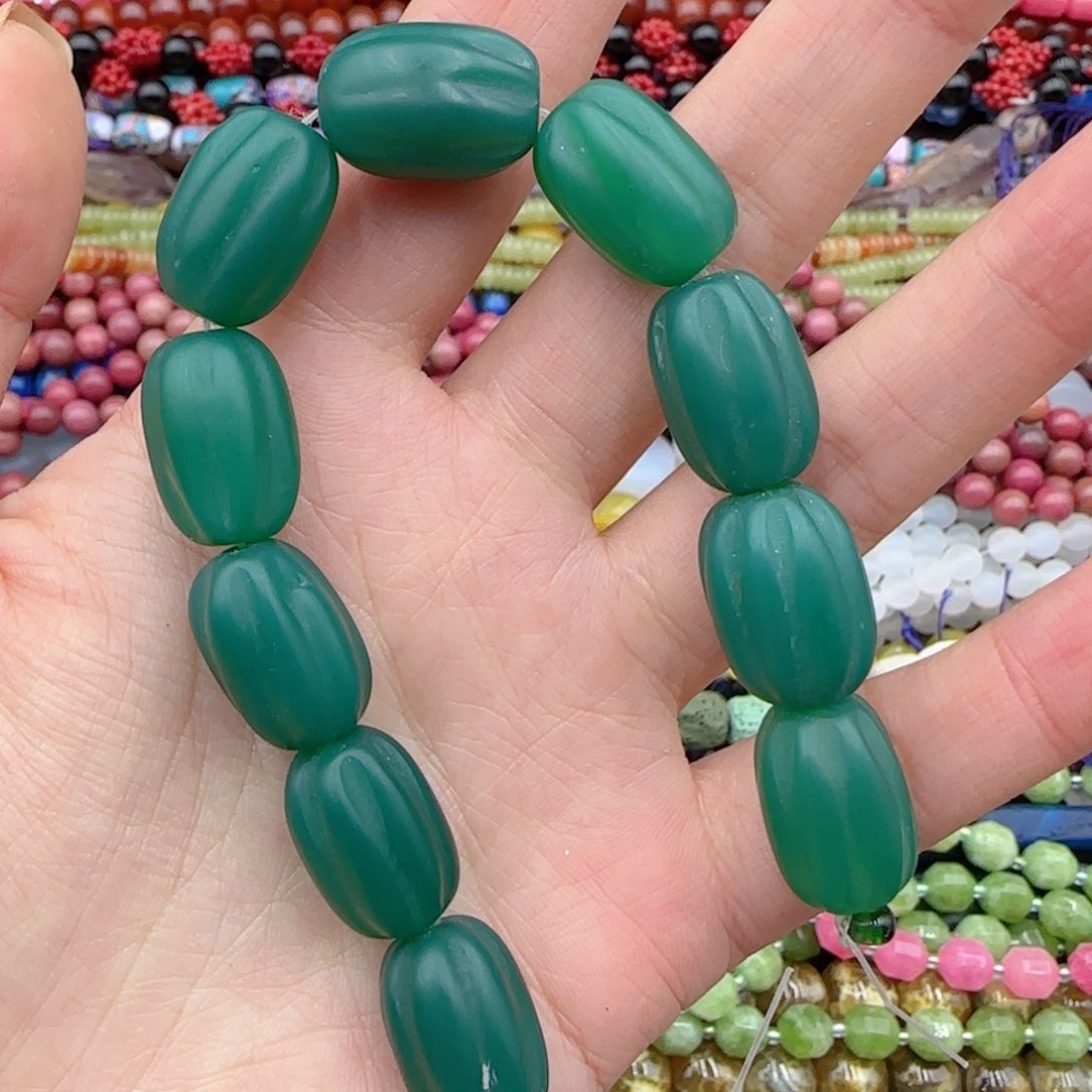 玛瑙/玉髓珠宝半成品未镶嵌绿玛瑙雕刻桶珠10颗