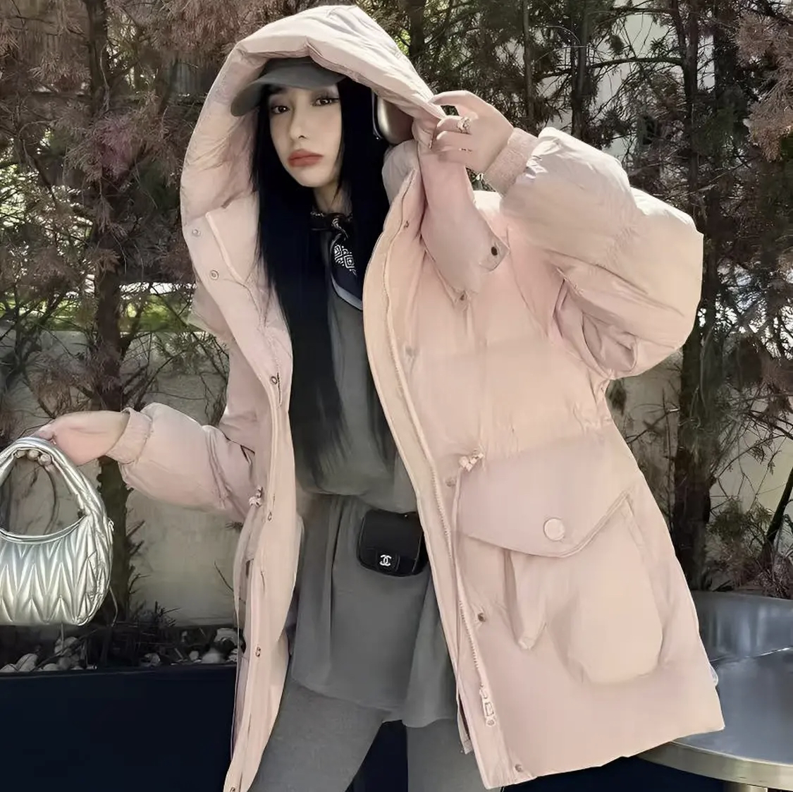 2025冬季新款白鸭绒羽绒服时尚休闲甜美百搭中长连帽手套款女