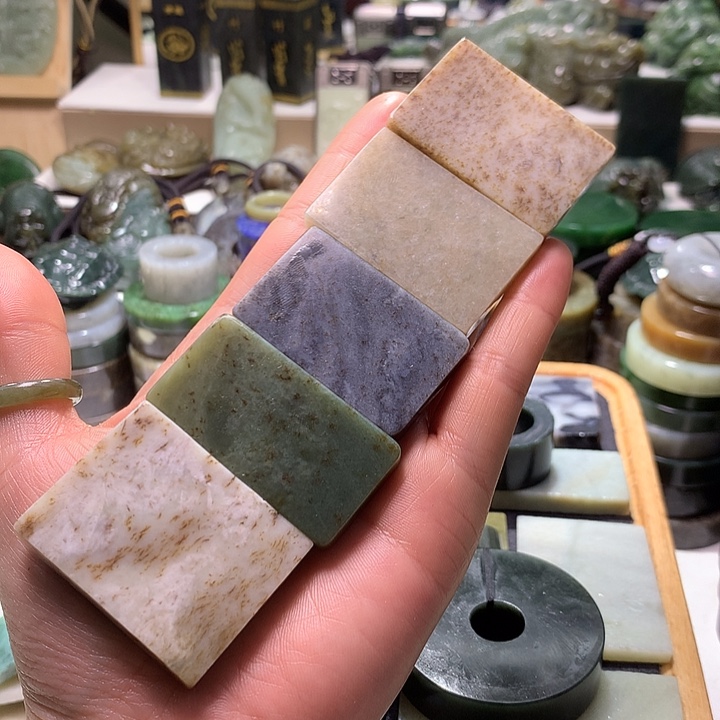 和田玉未镶嵌珠宝半成品