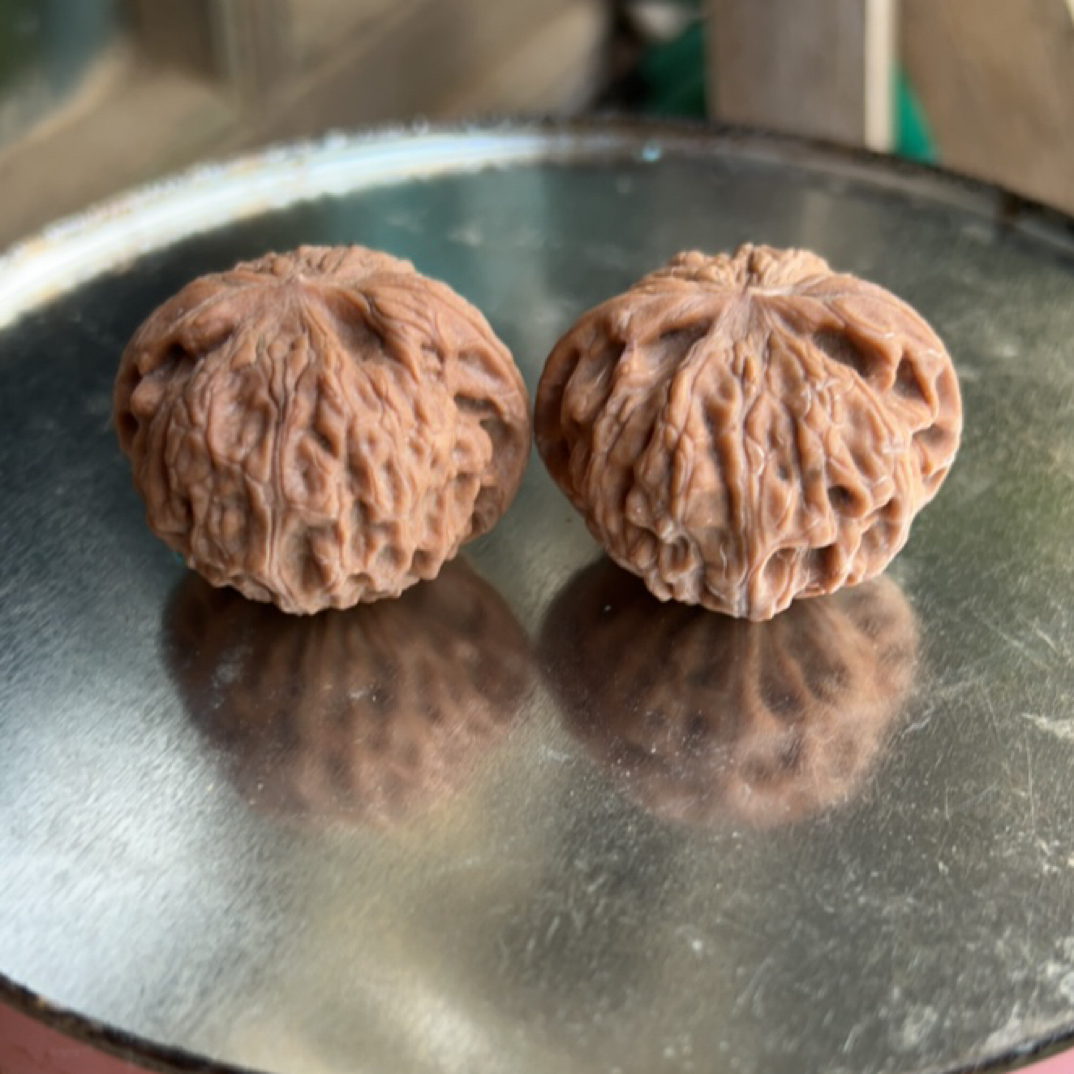 核王文玩核桃，骨质密度大