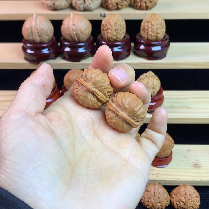 吊坠文玩核桃恶魔之眼