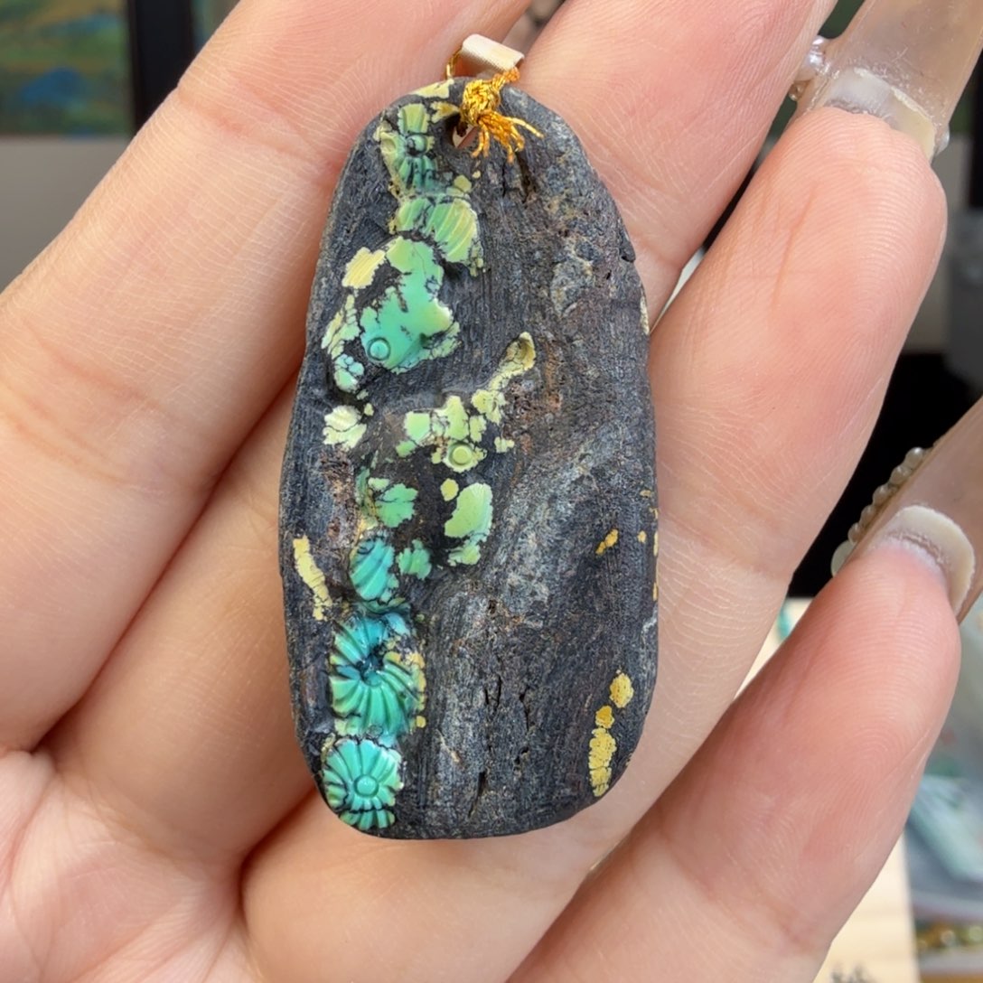 绿松石未镶嵌珠宝奇石