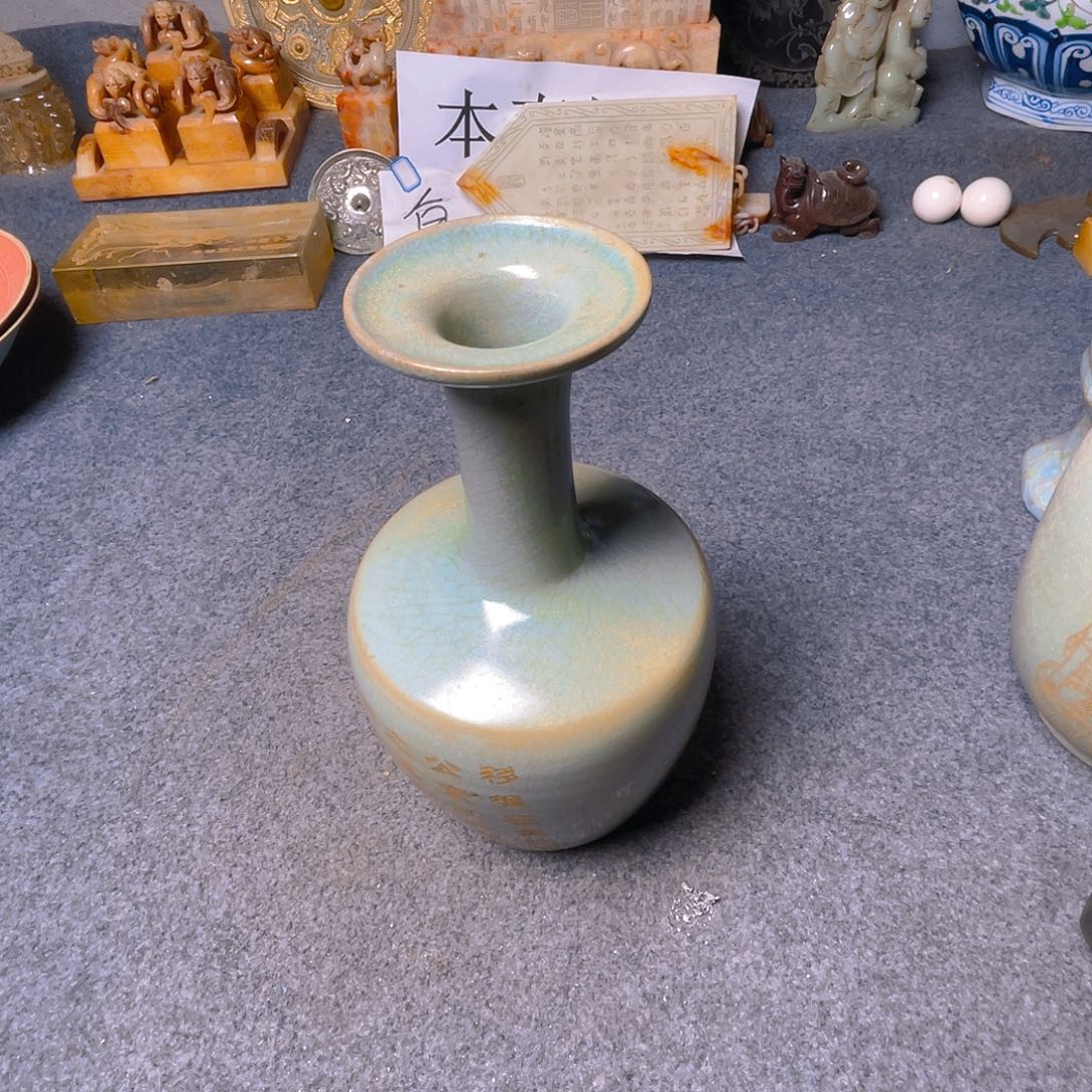 缸坎坎坷坷地走过这条小路