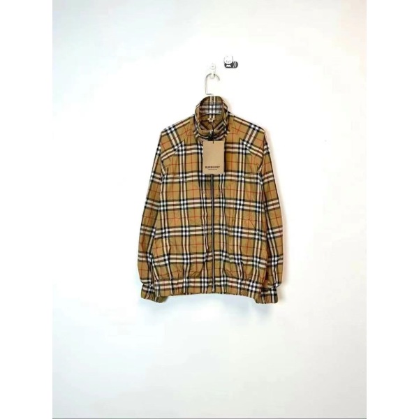 妃鱼/博柏利/尼龙/外套/95新/马零二一四