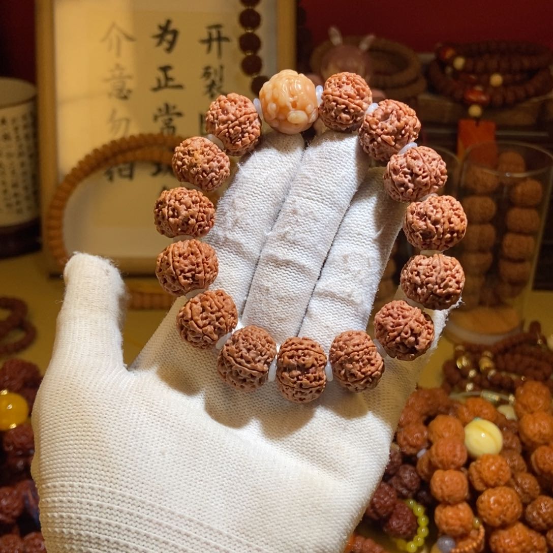 金刚菩提吊坠186原籽