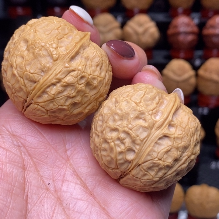 文玩核桃把件铁锤-…………09