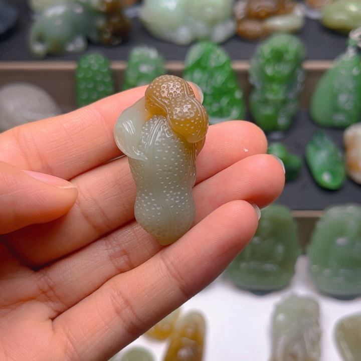 和田玉挂件未镶嵌