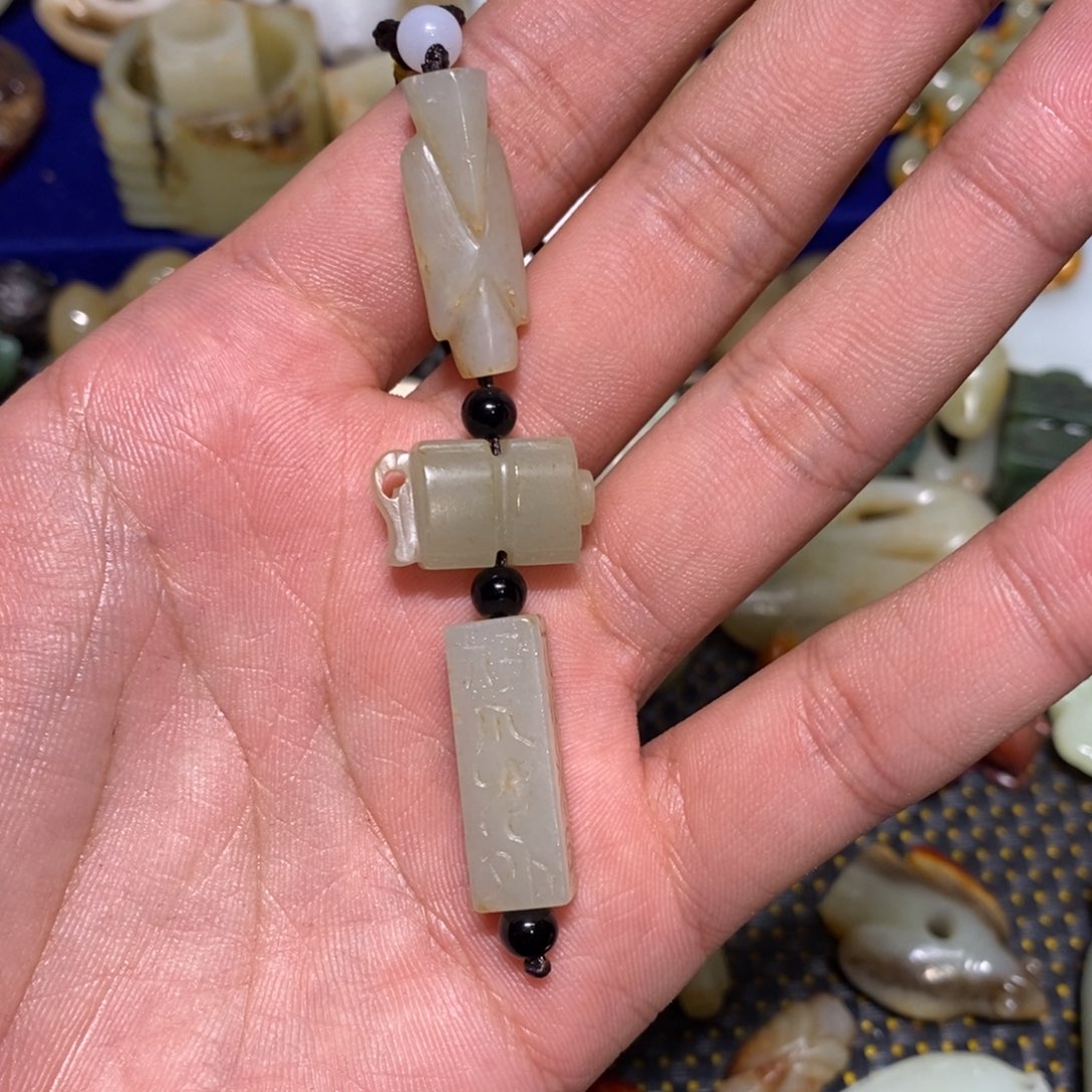 和田玉（糖玉）挂件未镶嵌古**藏