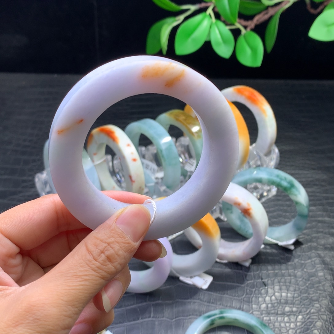 定制翡翠未镶嵌手镯