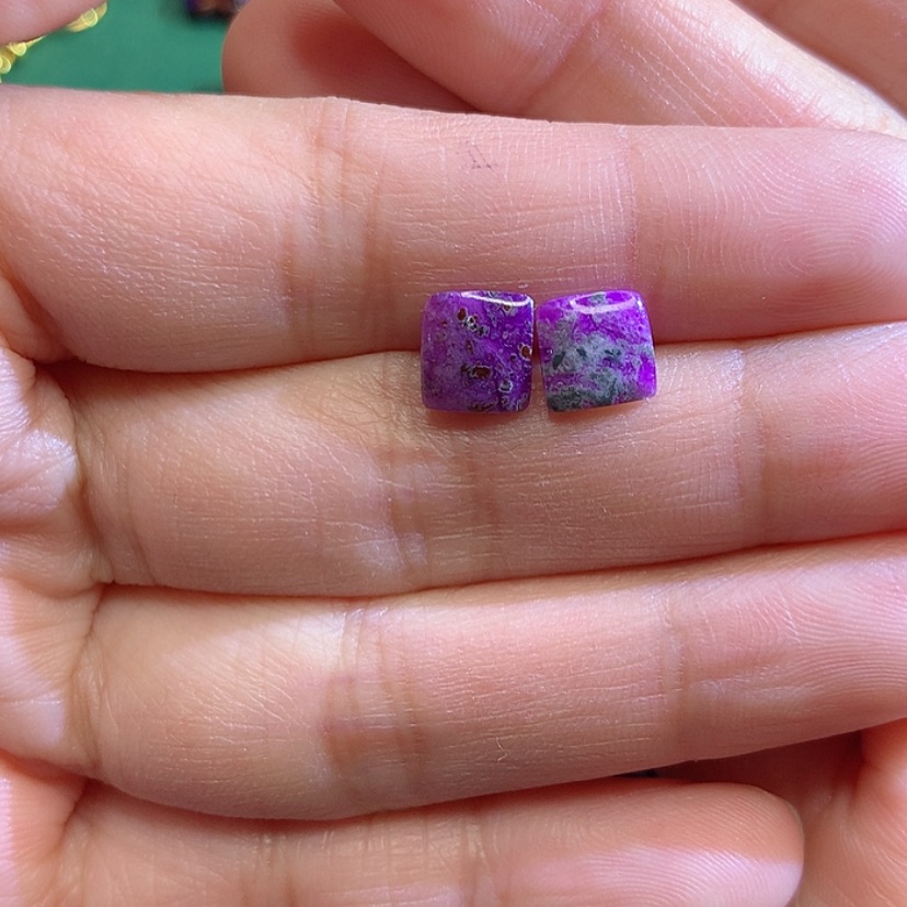 【闪购商品】苏纪石（舒俱来）耳钉银S925镶嵌飞**燕