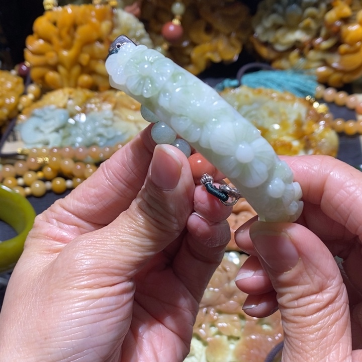 岫玉岫玉吊坠未镶嵌