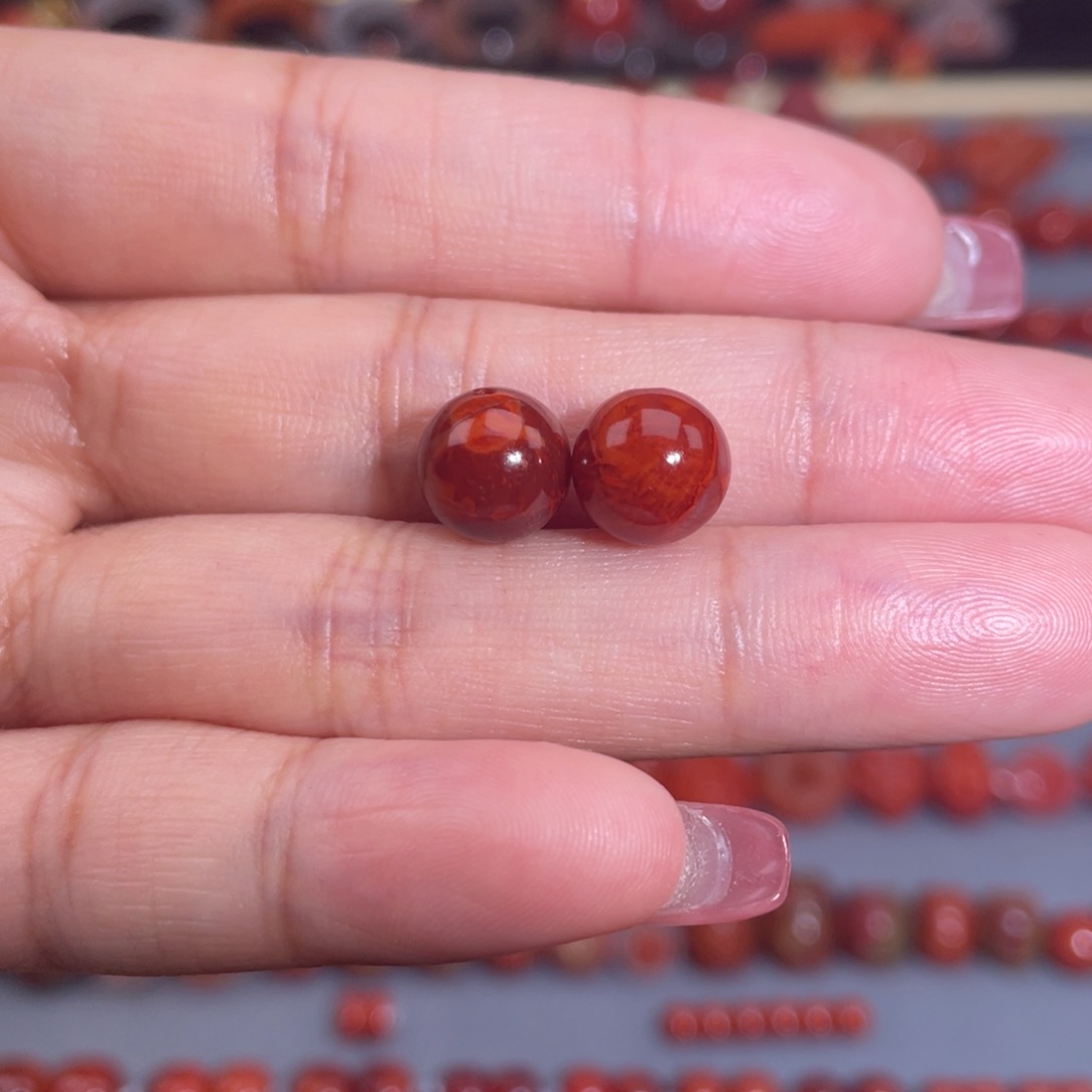 南红玛瑙瓦西火焰圆珠微瑕9mm未镶嵌