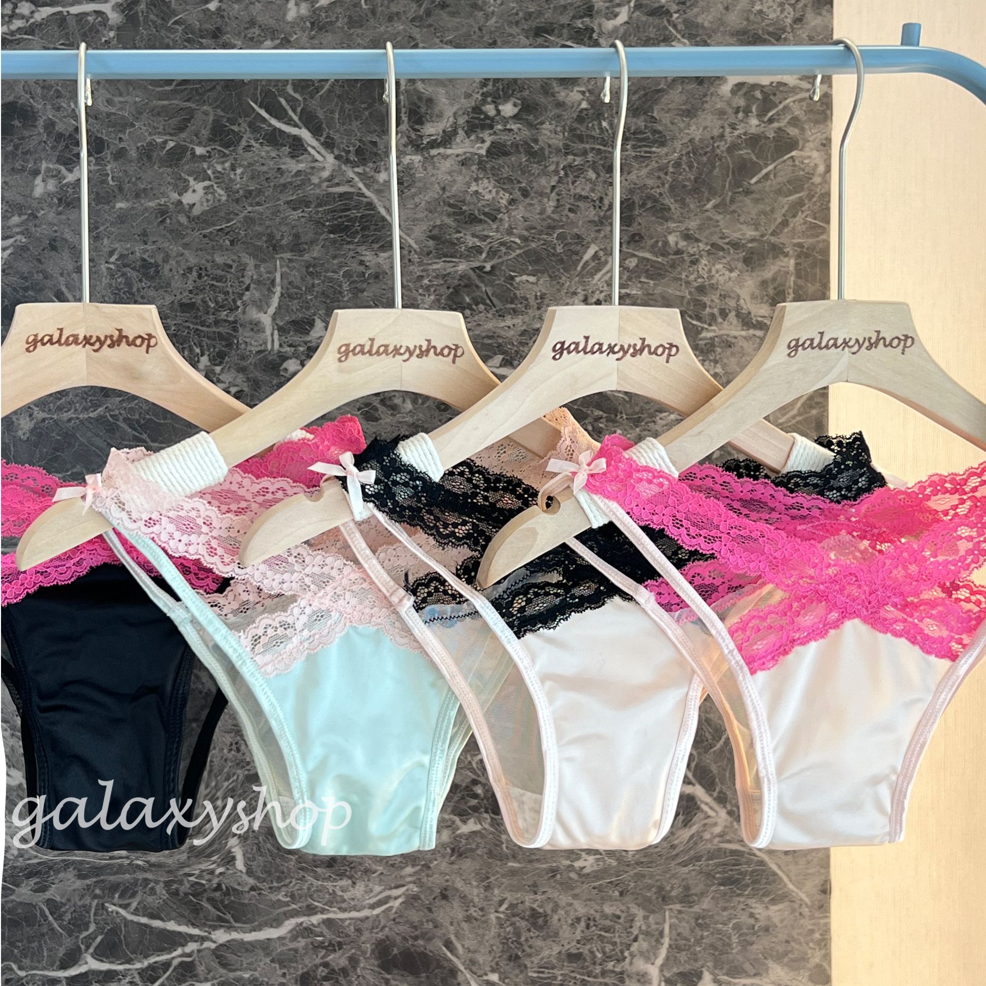 猫什么喵pro·永远热辣*玫粉色蕾丝边拼接蝴蝶结交叉缎质三角内裤