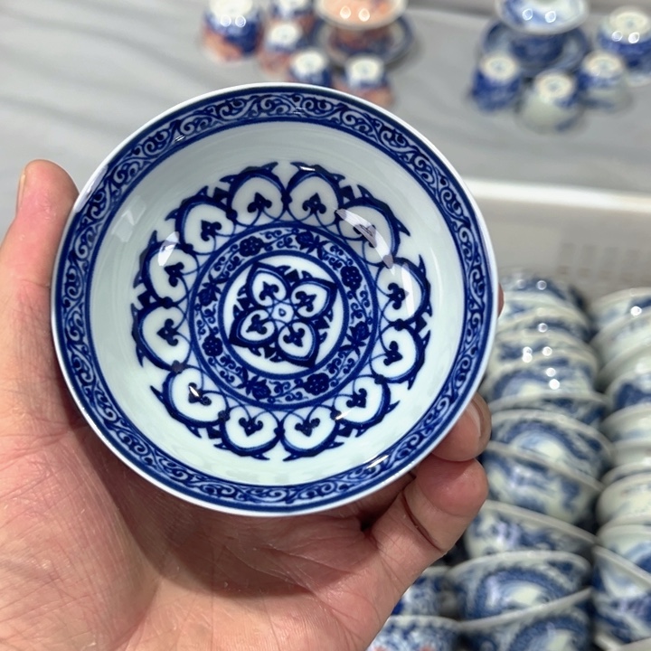瓷片白青花宝相普洱杯全品