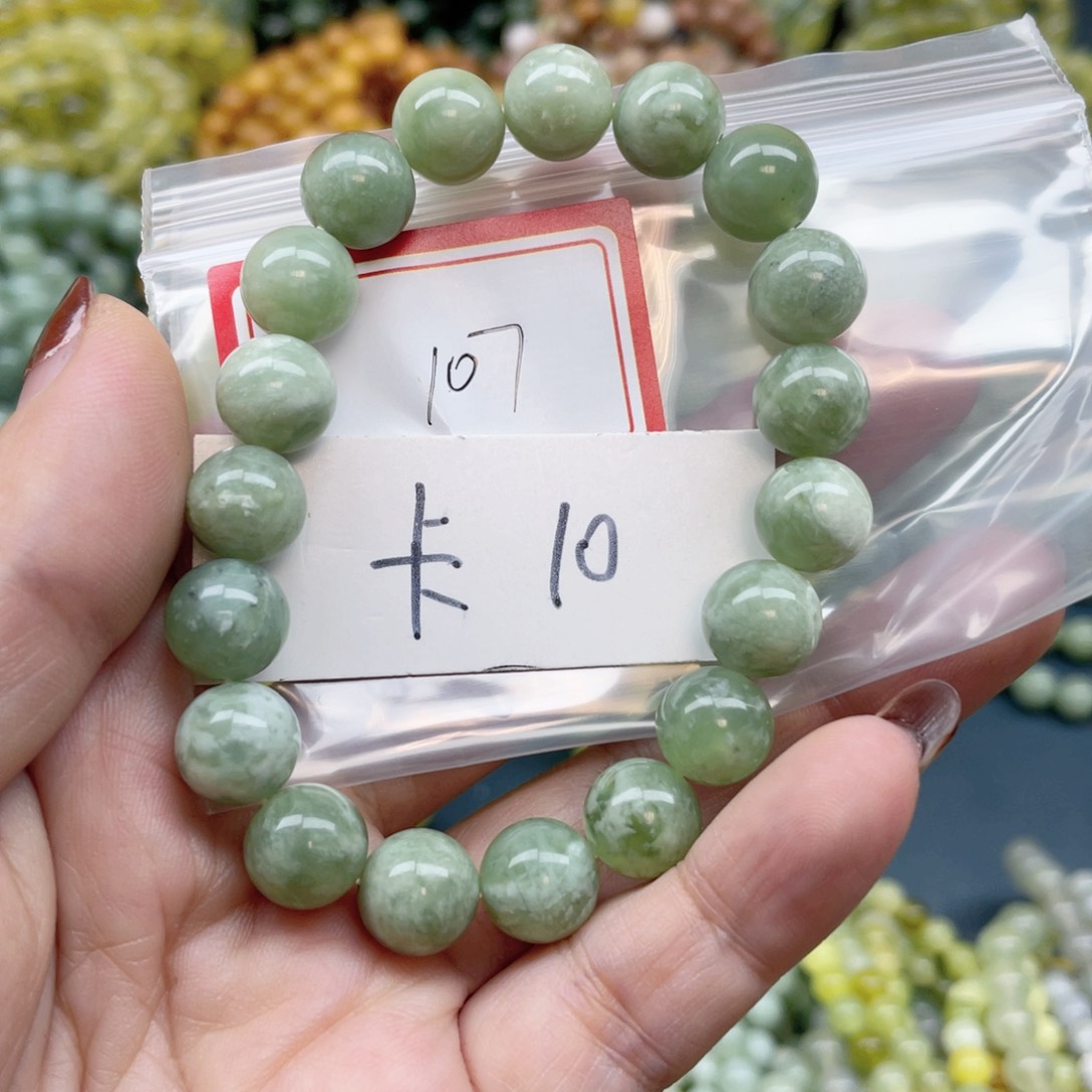 未镶嵌蛇纹石玉手链