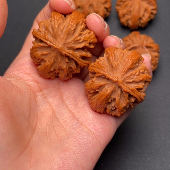 吊坠文玩核桃秦岭野生核桃文玩