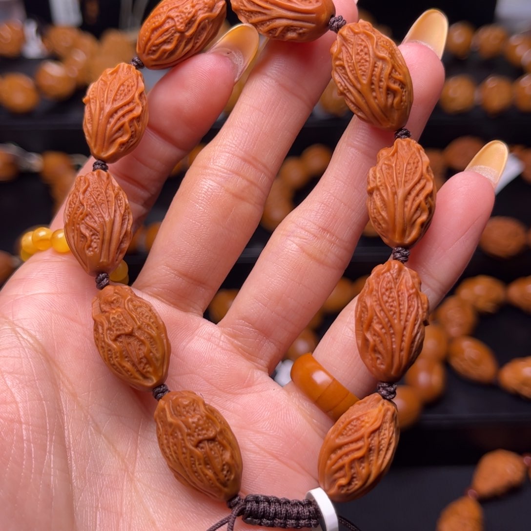 橄榄核吊坠1.2百财必入