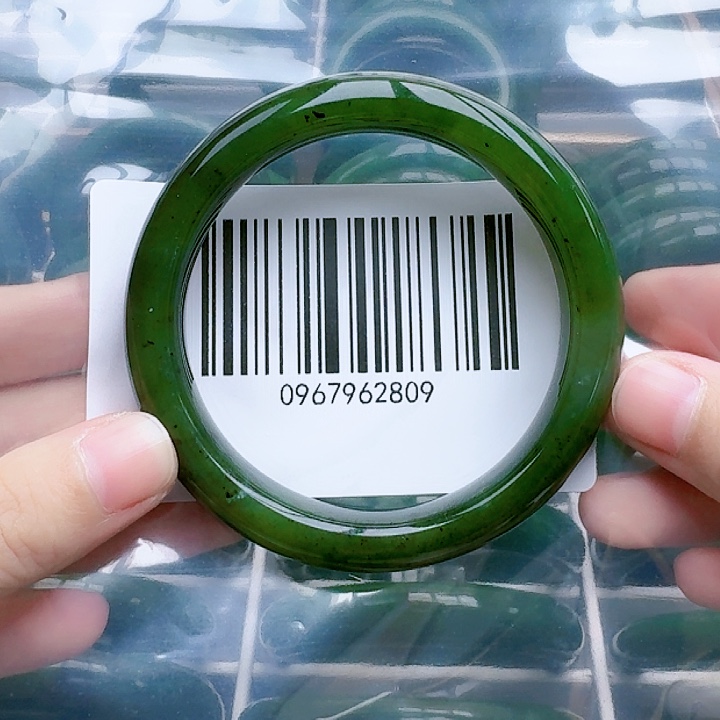 和田玉（碧玉）手镯未镶嵌5758微瑕